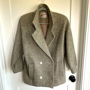 Kingsmark Vintage 100% Wool Woman’s Coat Size 8